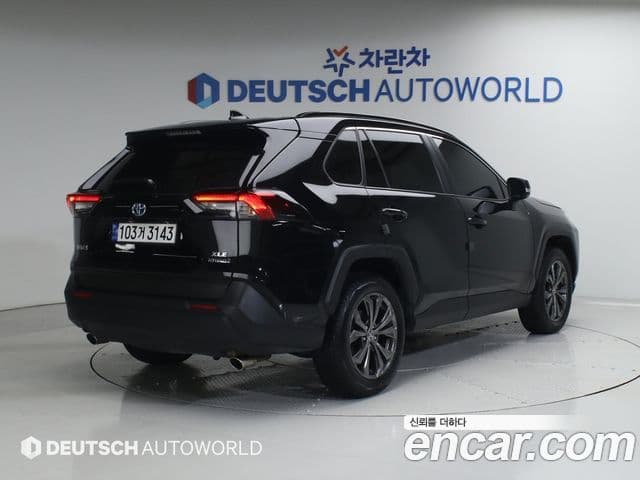 Toyota RAV4 5세대, 2022 1