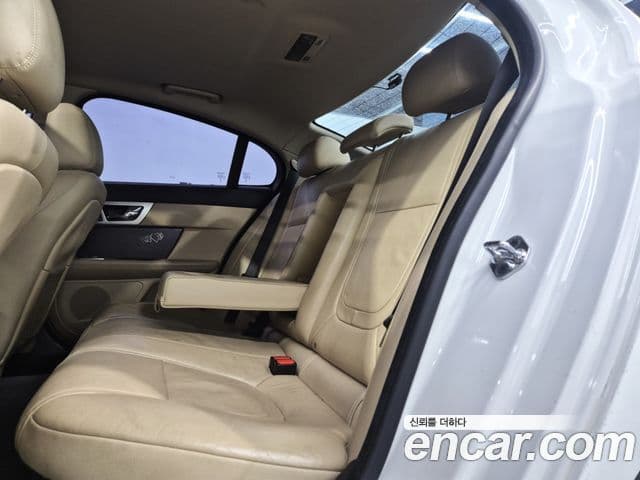 Jaguar New XF X250, 2015 12