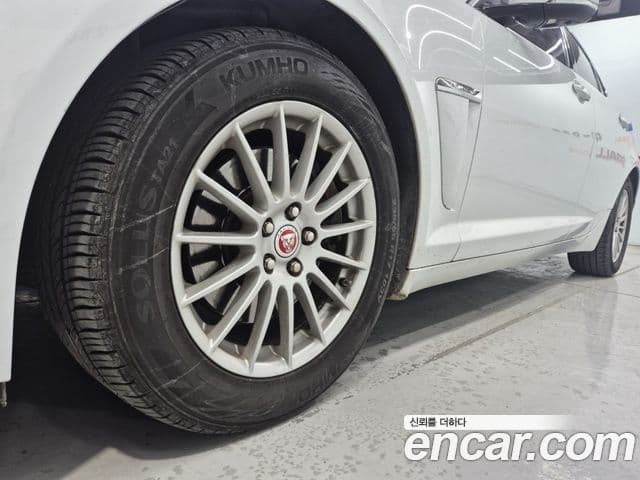 Jaguar New XF X250, 2015 20