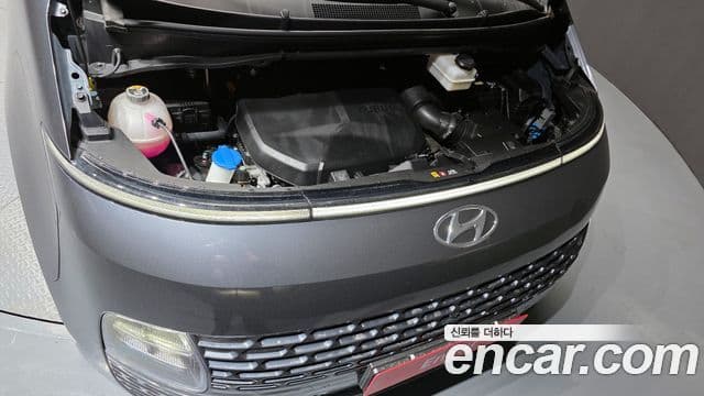 Hyundai Staria Modern, 2023 6