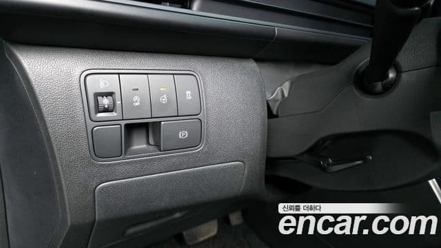 Hyundai Staria Modern, 2023 15