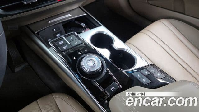 Kia K8 гибрид Noblesse, 2023 9