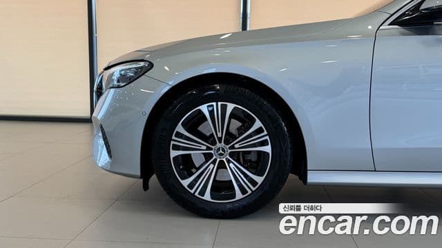 Mercedes-Benz E-класс W214 Avantgarde, 2025 все фото