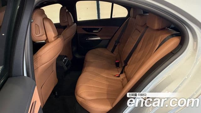 Mercedes-Benz E-класс W214 Avantgarde, 2025 10