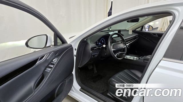 Genesis G80 (RG3) бензин 2.5 турбо AWD, 2022 10