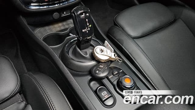 Mini Cooper 클럽맨 2세대, 2021 9