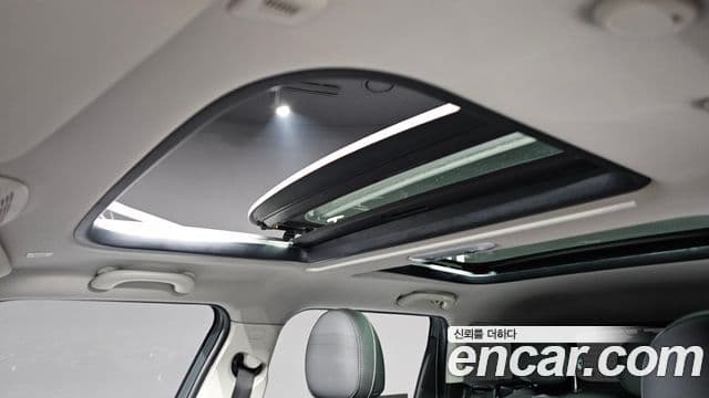 Mini Cooper 클럽맨 2세대, 2021 19