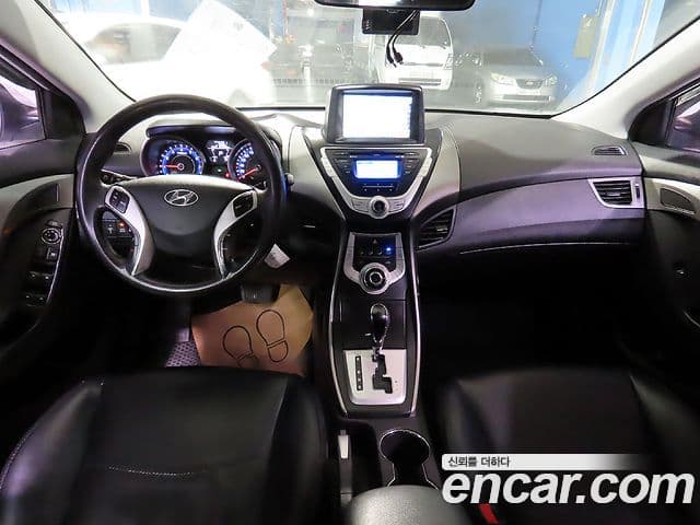 Hyundai Avante MD LPI M16 Deluxe, 2012 7