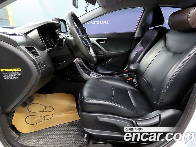 Hyundai Avante MD LPI M16 Deluxe, 2012 10