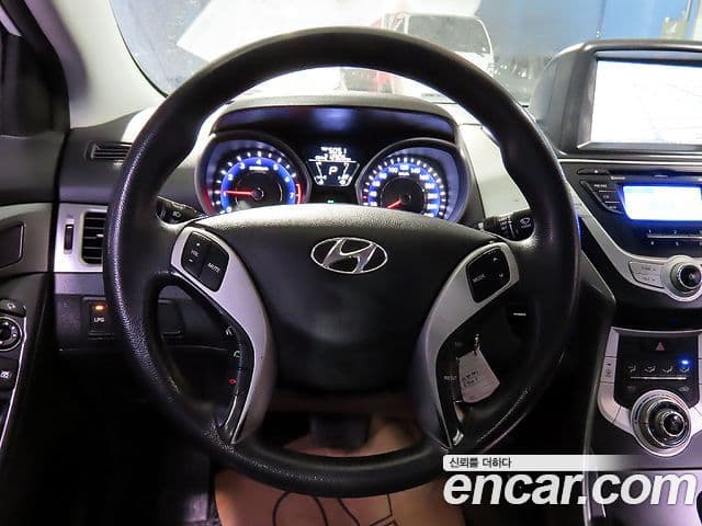Hyundai Avante MD LPI M16 Deluxe, 2012 15
