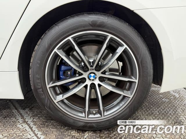 BMW 5시리즈 (G30) 520i M Sport, 2023 все фото