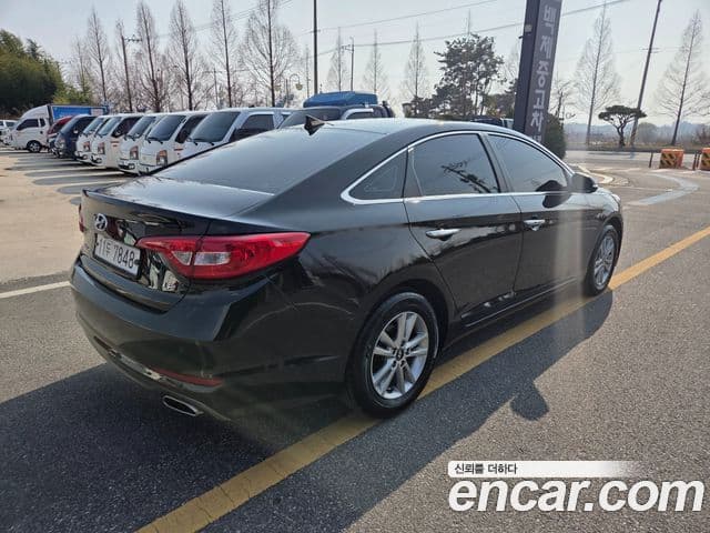 Hyundai LF Sonata Premium, 2015 4