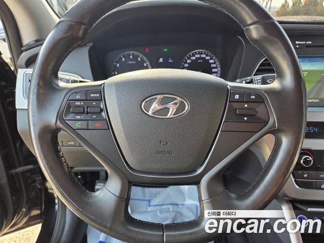 Hyundai LF Sonata Premium, 2015 15