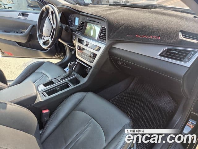 Hyundai LF Sonata Premium, 2015 16
