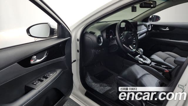 Kia The / новый New K3 2세대 Prestige, 2024 10