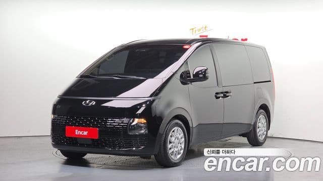 Hyundai Staria Modern, 2022 1