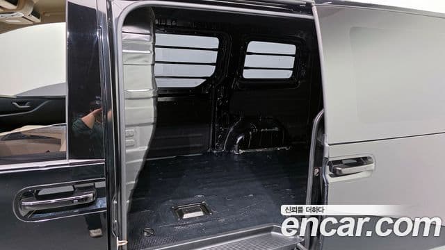 Hyundai Staria Modern, 2022 11