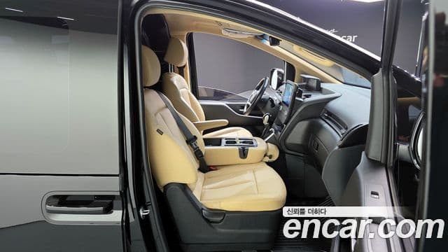 Hyundai Staria Modern, 2022 12