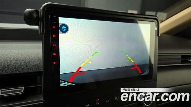 Hyundai Staria Modern, 2022 17