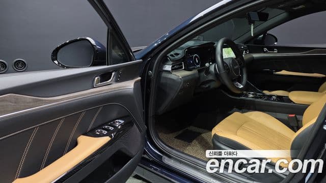 Kia K5 3세대 Signature, 2023 11