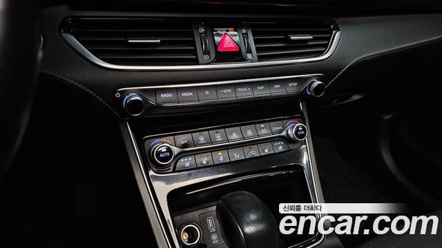 Hyundai Grandeur IG Special, 2018 17