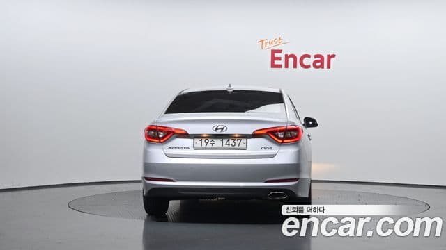 Hyundai LF Sonata 2.0 Smart, 2015 4