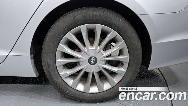 Hyundai LF Sonata 2.0 Smart, 2015 все фото