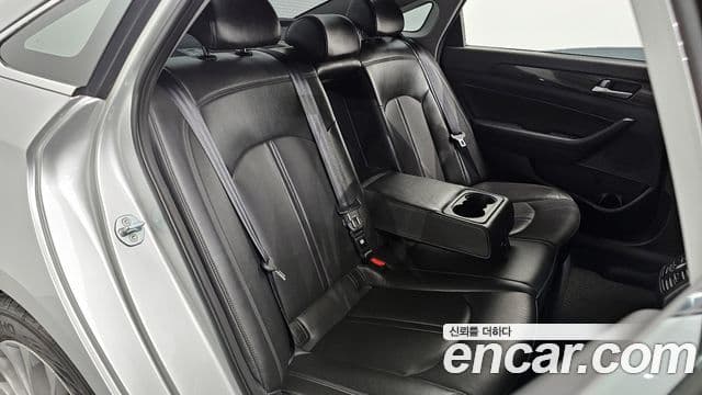 Hyundai LF Sonata 2.0 Smart, 2015 12