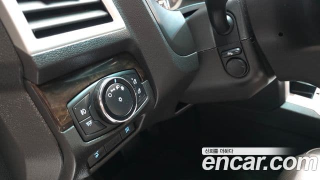 Ford Explorer 5세대, 2014 18