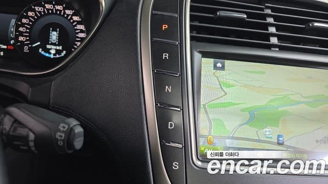 Lincoln MKX 2세대, 2018 9