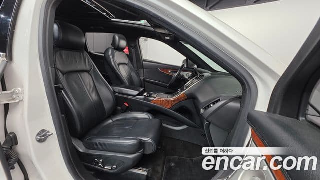 Lincoln MKX 2세대, 2018 10