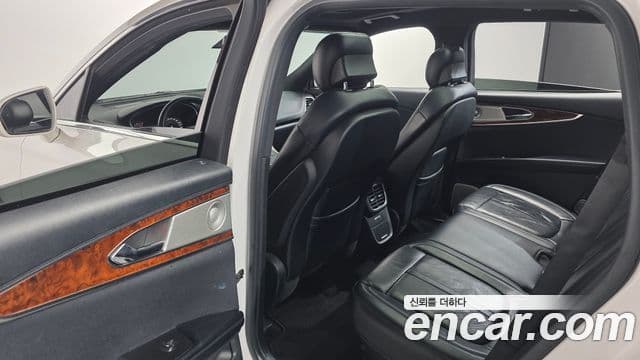 Lincoln MKX 2세대, 2018 17