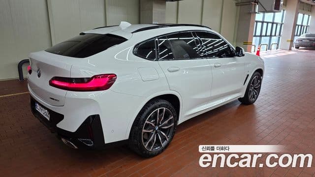 BMW X4 (G02) xDrive20i M Sport, 2025 4