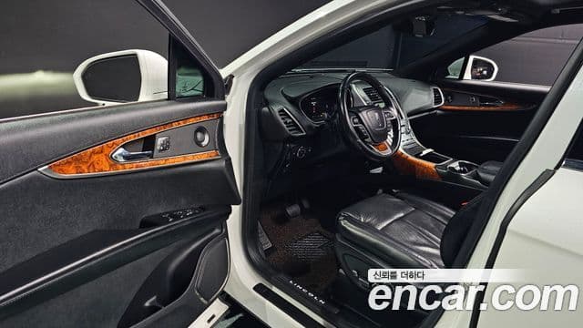 Lincoln Nautilus 1세대, 2020 12