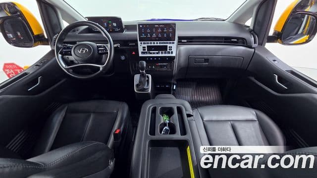 Hyundai Staria 11인승, 2022 7