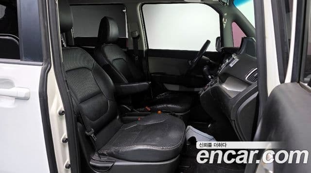 Kia Ray Special, 2013 11