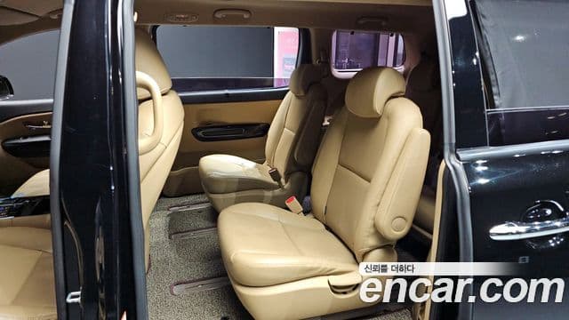 Kia All New Carnival Prestige, 2018 11