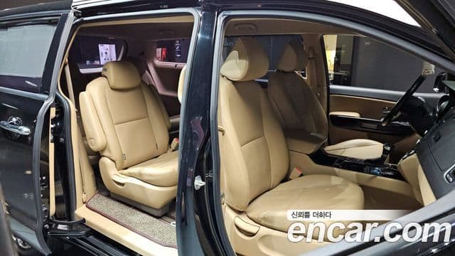 Kia All New Carnival Prestige, 2018 12