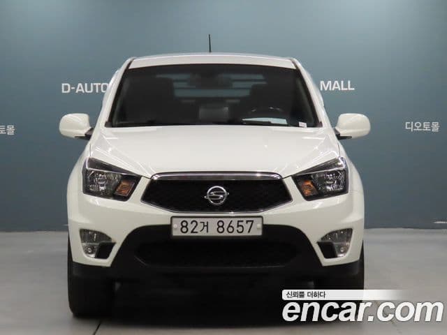 KG모빌리티(SsangYong) Korando Sport Fashion, 2015 1