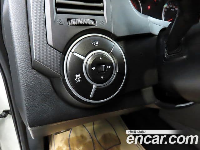 KG모빌리티(SsangYong) Korando Sport Fashion, 2015 12