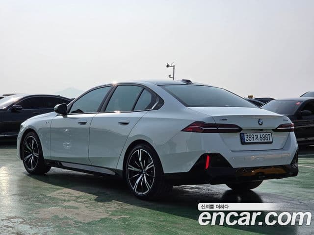 BMW 5시리즈 (G60) 530i xDrive M Sport, 2024 4