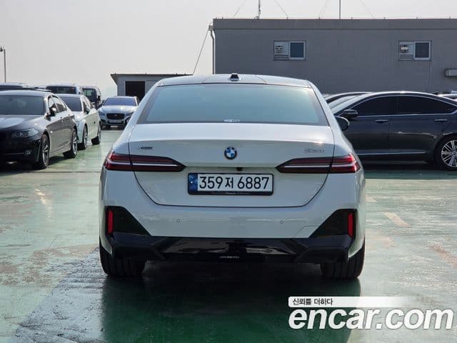 BMW 5시리즈 (G60) 530i xDrive M Sport, 2024 6