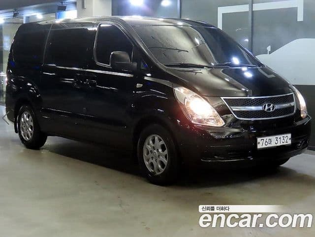 Hyundai Grand Starex CVX Deluxe, 2014 1