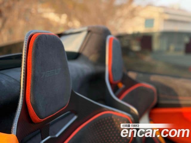 맥라렌 765LT 4.0 Spyder, 2022 10