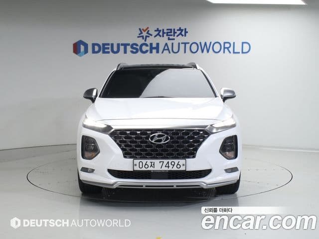 Hyundai Santa Fe TM Inspiration, 2019 3