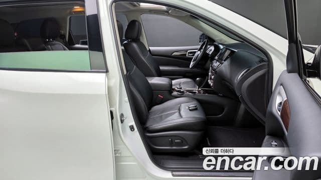 Nissan Pathfinder 4세대, 2014 10