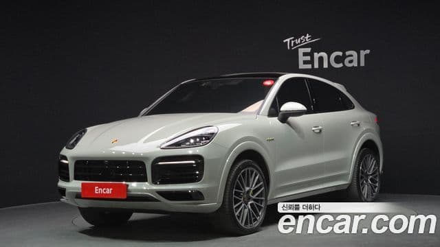 Porsche Cayenne (PO536) 3.0 E-гибрид купе Platinum Edition, 2023 1