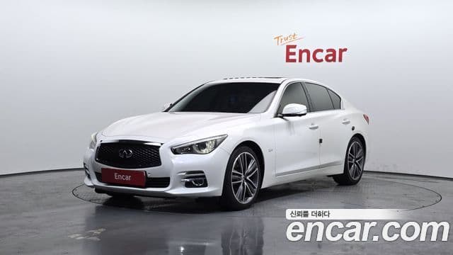 Infiniti Q50 Exclusive, 2014 1