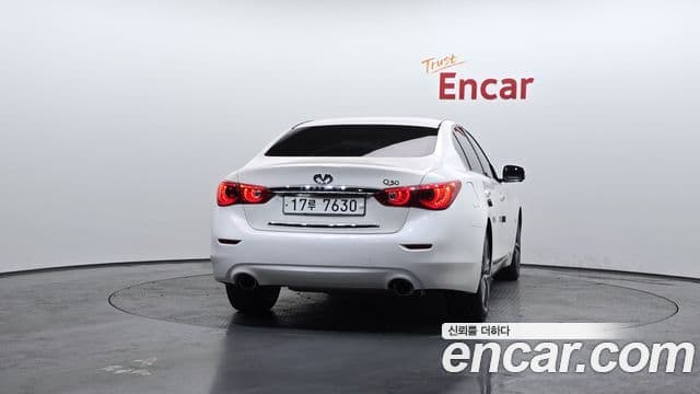 Infiniti Q50 Exclusive, 2014 4