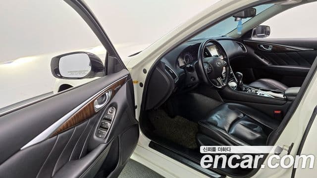 Infiniti Q50 Exclusive, 2014 10